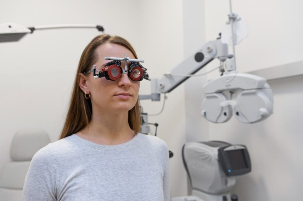 Cataracts: Symptoms, Causes, Diagnosis & Treatment 7 doctor testing patient eyesight 2